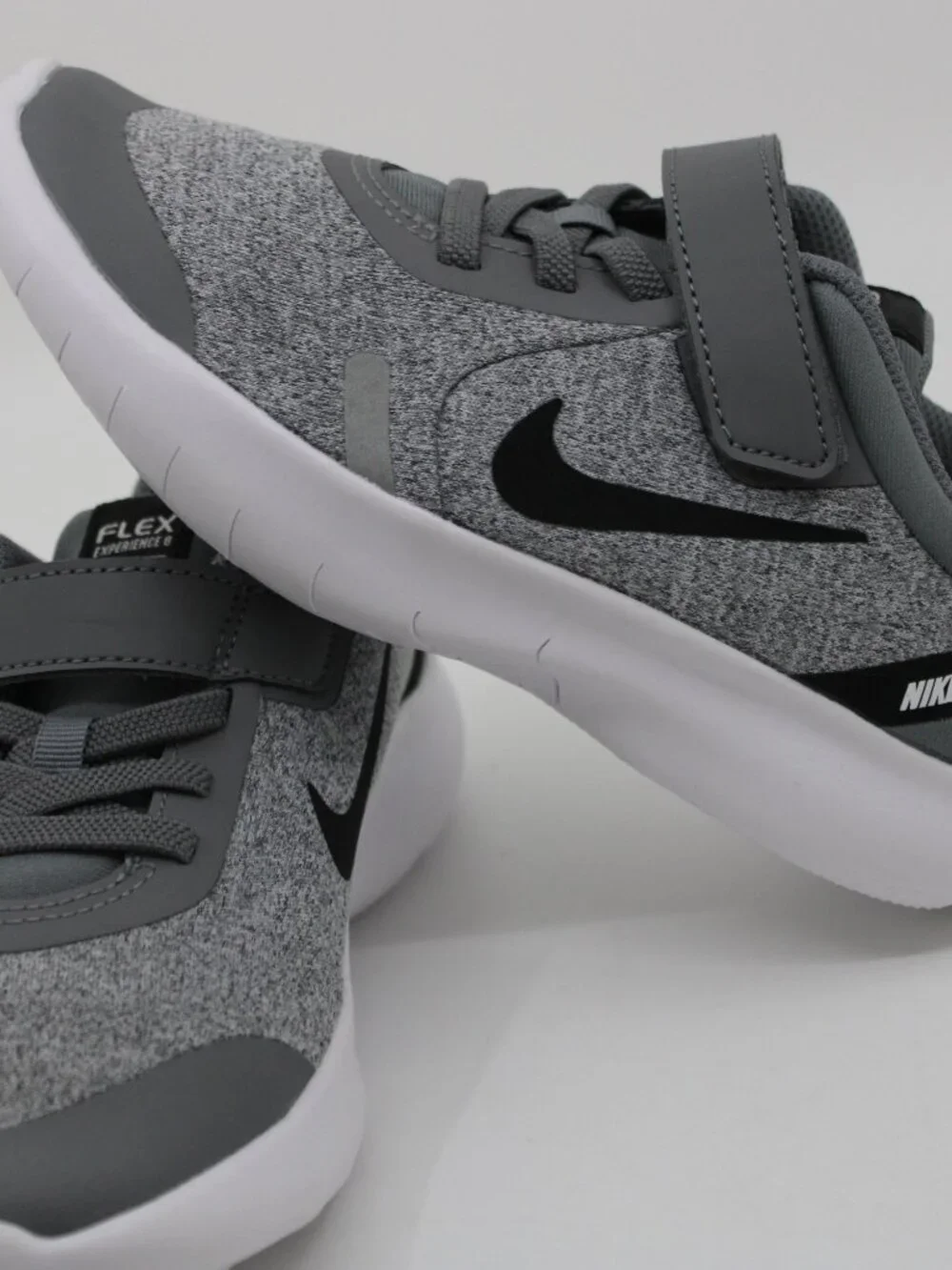 Nike FLEX Experience 8 NWOT Shoes SZ 8 Gray White Hoop & Loop